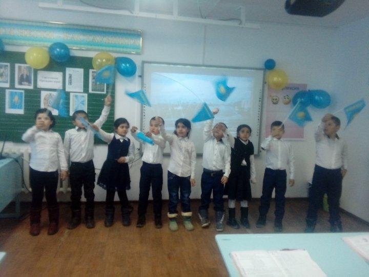 Арыстанды орта мектебінде "1-желтоқсан Тұңғыш Президент күні" мерекесіне орай өткізілен іс-шараларға мәлімет
