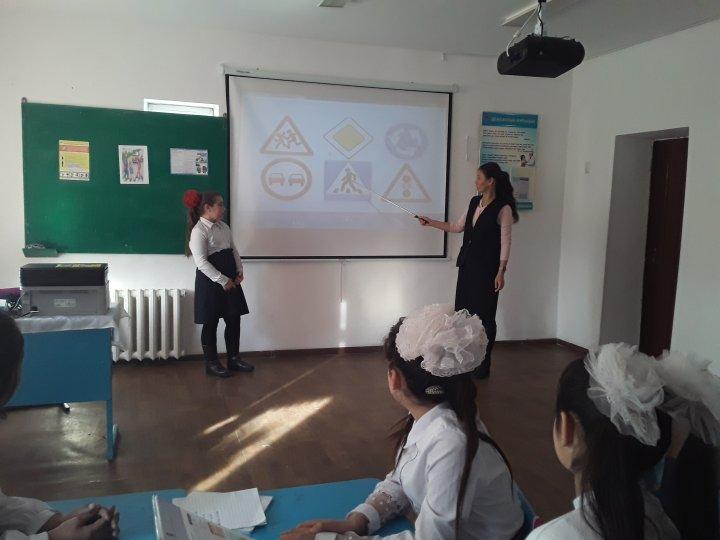 "Қауіпсіз мектеп автобусы" акциясы