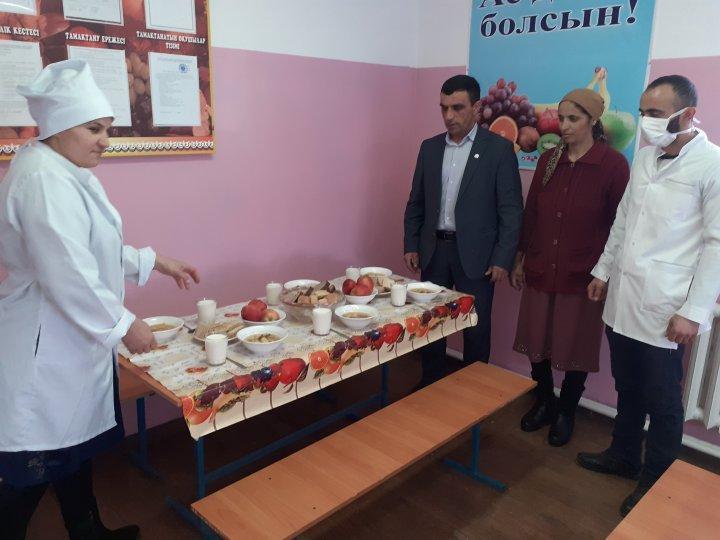 Арыстанды орта мектебінде 2020 жылдың 27 қаңтар мен 27 ақпан аралығында "Мектеп асханасы" Республикалық "Мектептегі тамақтану" айлығы  болып  өтті