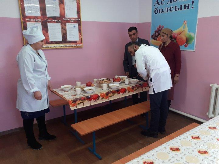 Арыстанды орта мектебінде 2020 жылдың 27 қаңтар мен 27 ақпан аралығында "Мектеп асханасы" Республикалық "Мектептегі тамақтану" айлығы  болып  өтті
