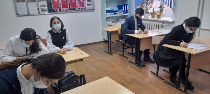 Тәуелсіздіктің 30 жылдық мерекесіне орай қазақті пәні мұғалімі Б. Жұмабекова "Желтоқсан жаңғырығы" тақырыбында эссе байқауын ұйымдастырды.