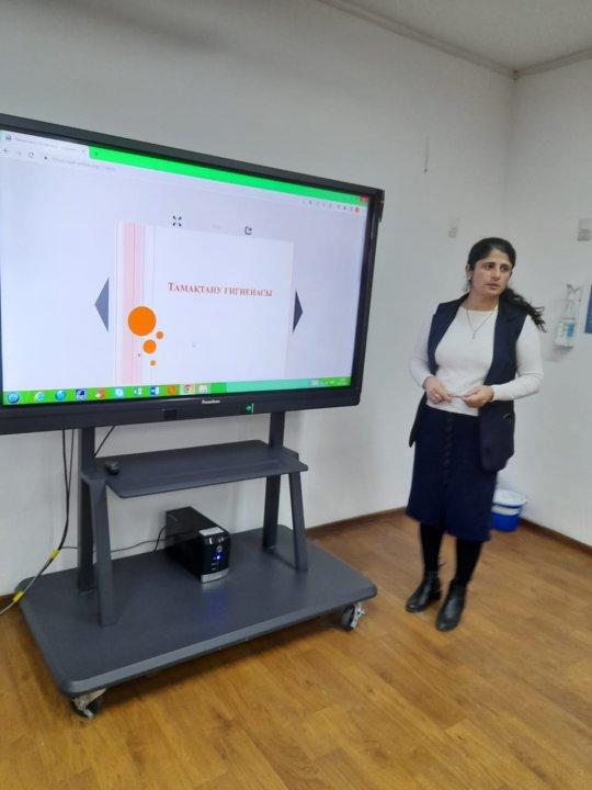 4-сынып жетекшісі Алиева Васила "Тамақтану гигиенасы" тақырыбында тәрбие сағатын өткізді