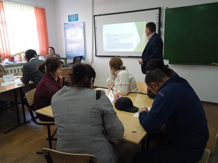 2022-2023 оқу жылында курстан өткен мұғалімдер "Сабақта әдіс-тәсілдерді тиімді пайдаланудың жолдары" тақырыбында семинар-практикум өтті.